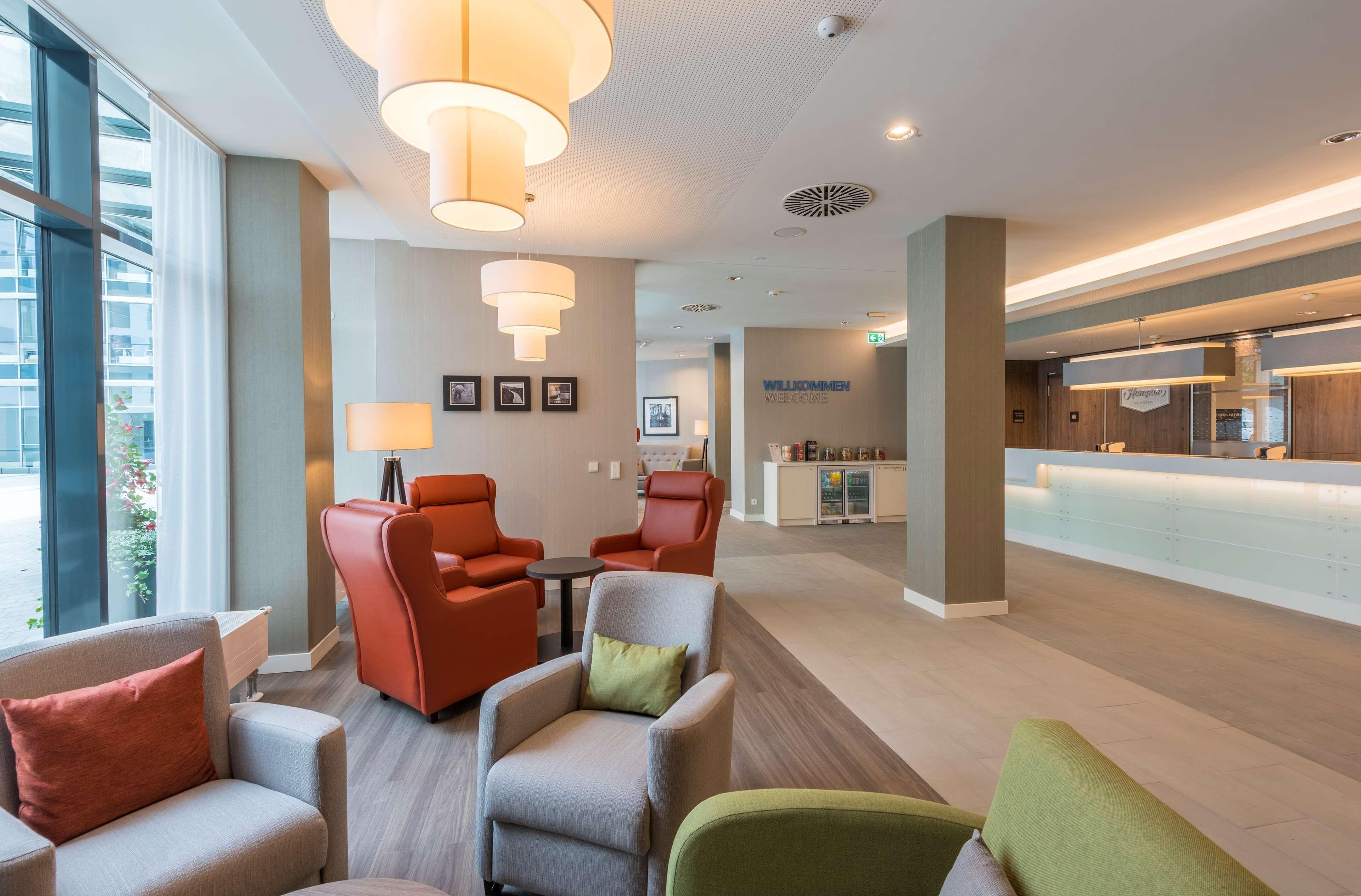 Hampton By Hilton Munich City West — Photos 2